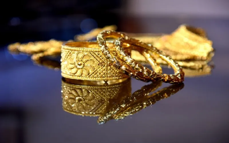 ইতিহাসের সর্ববৃহৎ পতন: ভরিতে যত কমলো সোনার দাম